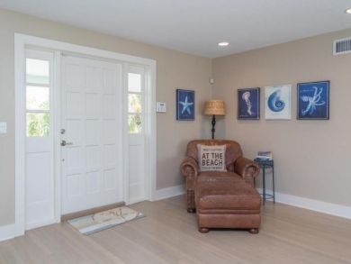 ANNA MARIA MONTHLY RENTAL ON A CANAL WITH POOL